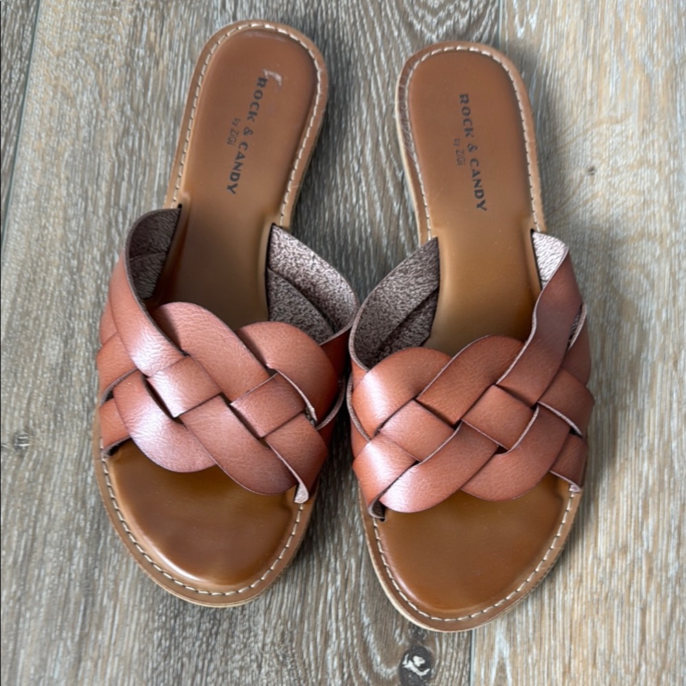 Rock & Candy Tan Braided Slide Sandals. Size 11 - Picture 2 of 3